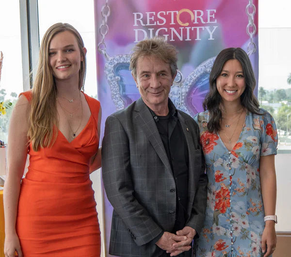 KAMARIA Goes to the Emmys Celebrity Gifting Suite!