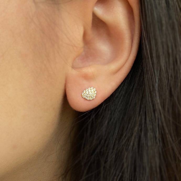 Pebble Pave Studs