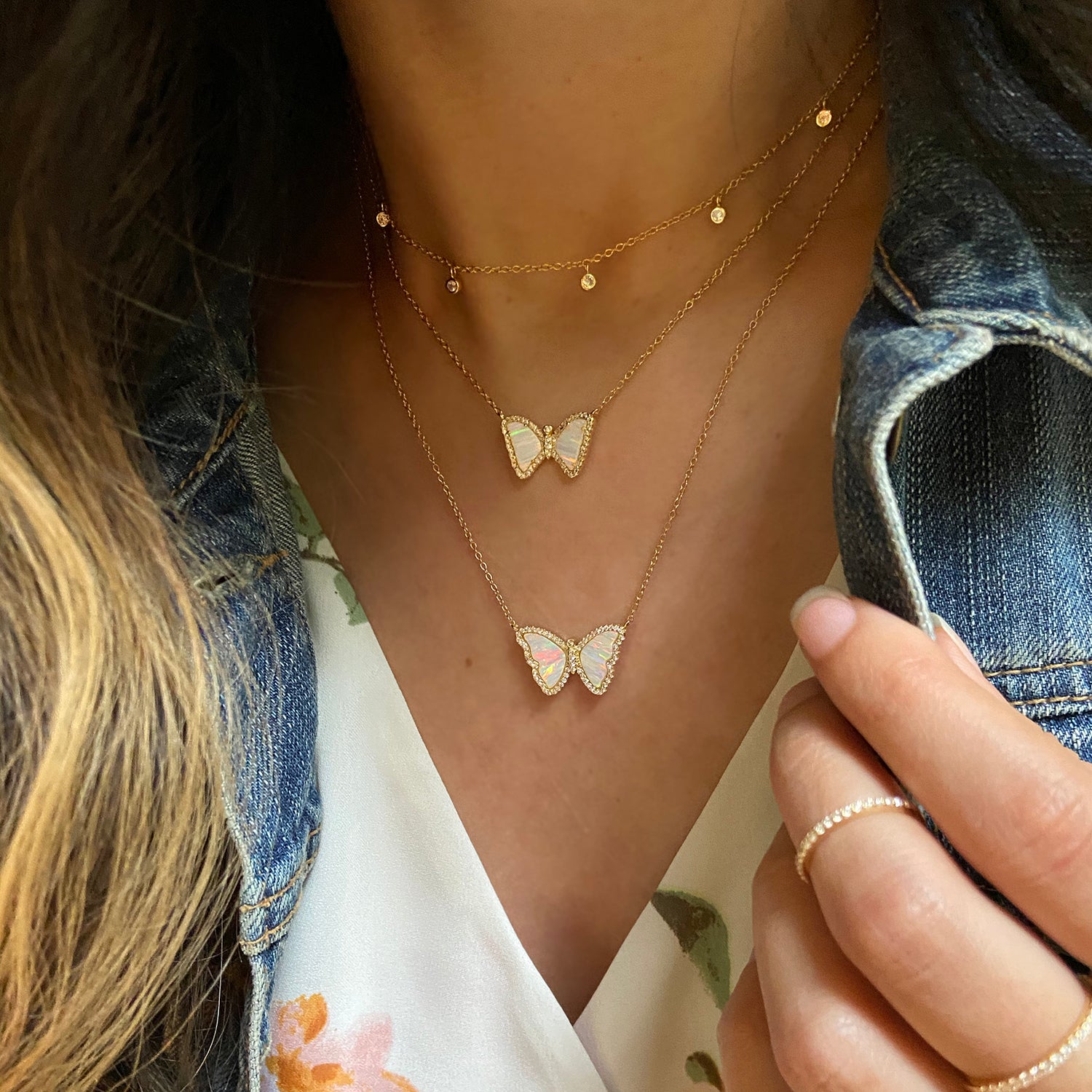 Butterfly Opal White With Stripes Necklace in Gold
