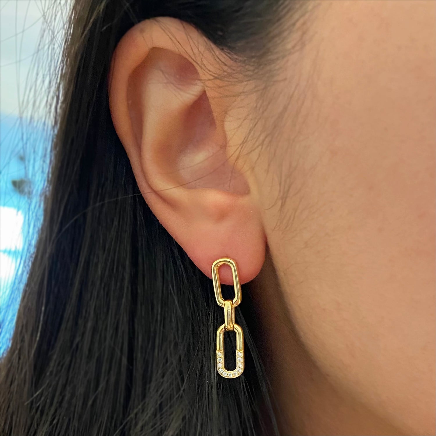 paperclip link dangle earrings with cryals